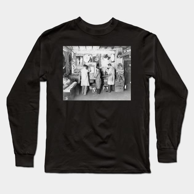 Print Shop, 1921. Vintage Photo Long Sleeve T-Shirt by historyphoto